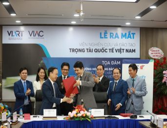 Judicial Academy and Vietnam International Arbitration Center sign Cooperation Agreement